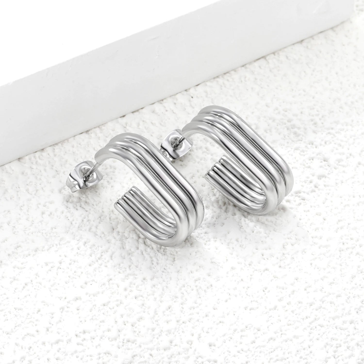 LUXUKISSKIDS Trendy Thick Round Earrings Stainless Steel Hoops for Woman/Girls Statement Huggie серьги Vintage Party Accessories